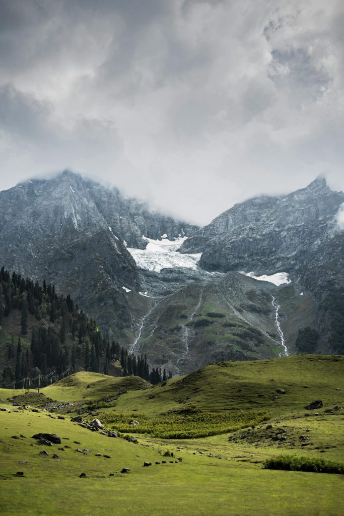Travelling agency to himachal trip
